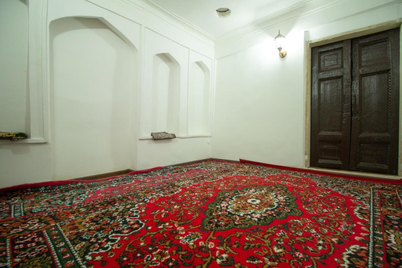 Bukhara Zaringiz 호텔 외부 사진